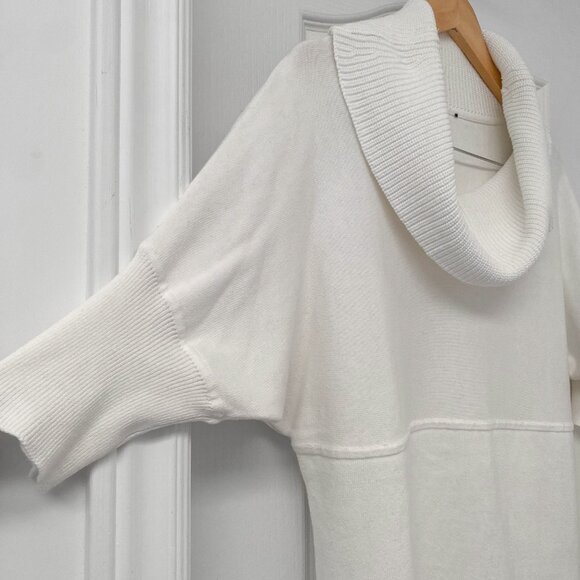 Bianca Nygard - Cowl Neck 3/4 Length Sleeve Chic Sweater - Picture 2 of 5